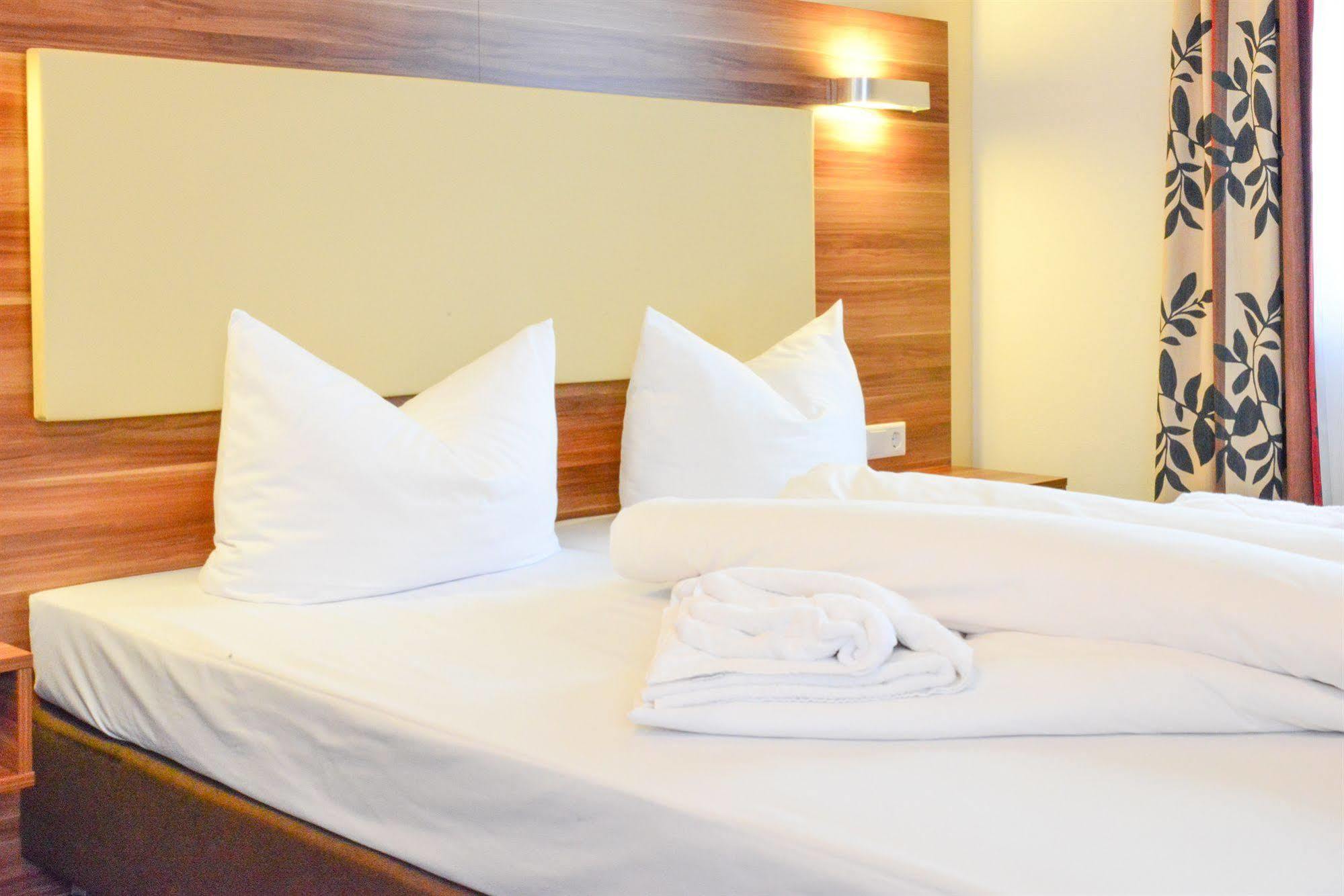 Abasto Hotel & Spa Maisach Maisach  Exterior photo